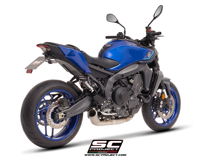 YAMAHA MT-09 (2024 - 2025) with SC-Project CR-T titanium exhaust, 3/4 rear view